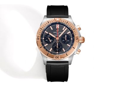 Breitling B01 Automatic Mechanical Movement Steel Sapphire Glass Black Watch